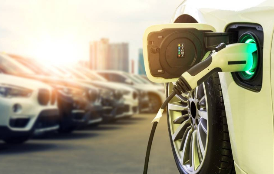 Auto ibride e elettriche, i modelli del 2022 secondo CarPlanner