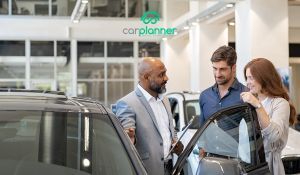 Guida acquisto BMW Serie 1 - cliente in concessionario BMW