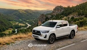 Toyota Hilux Hybrid 48V: prezzi, consumi, scheda tecnica